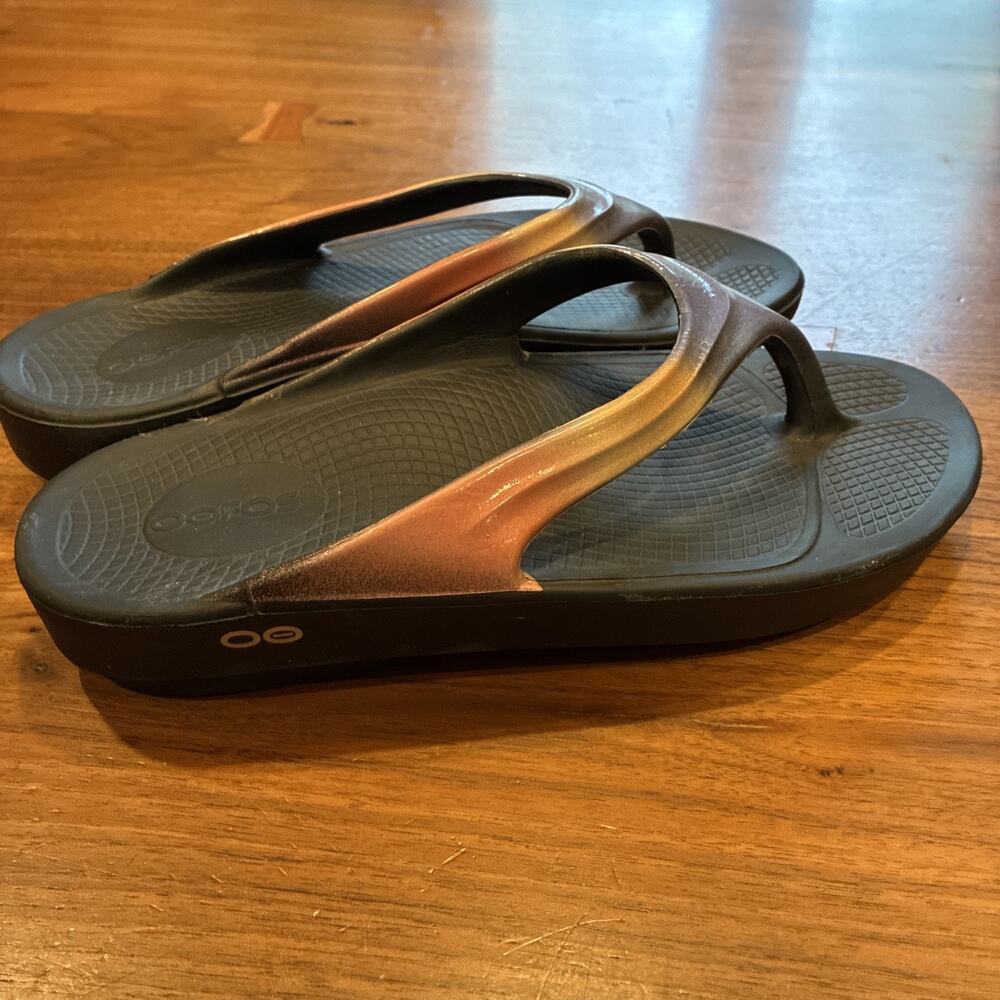 Oofos OOLala “Evening Tide” Recovery Sandals Women’s 42/11